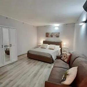 Apartamento Ortys, Syracuse